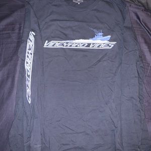 Long sleeve vineyard vines t shirt